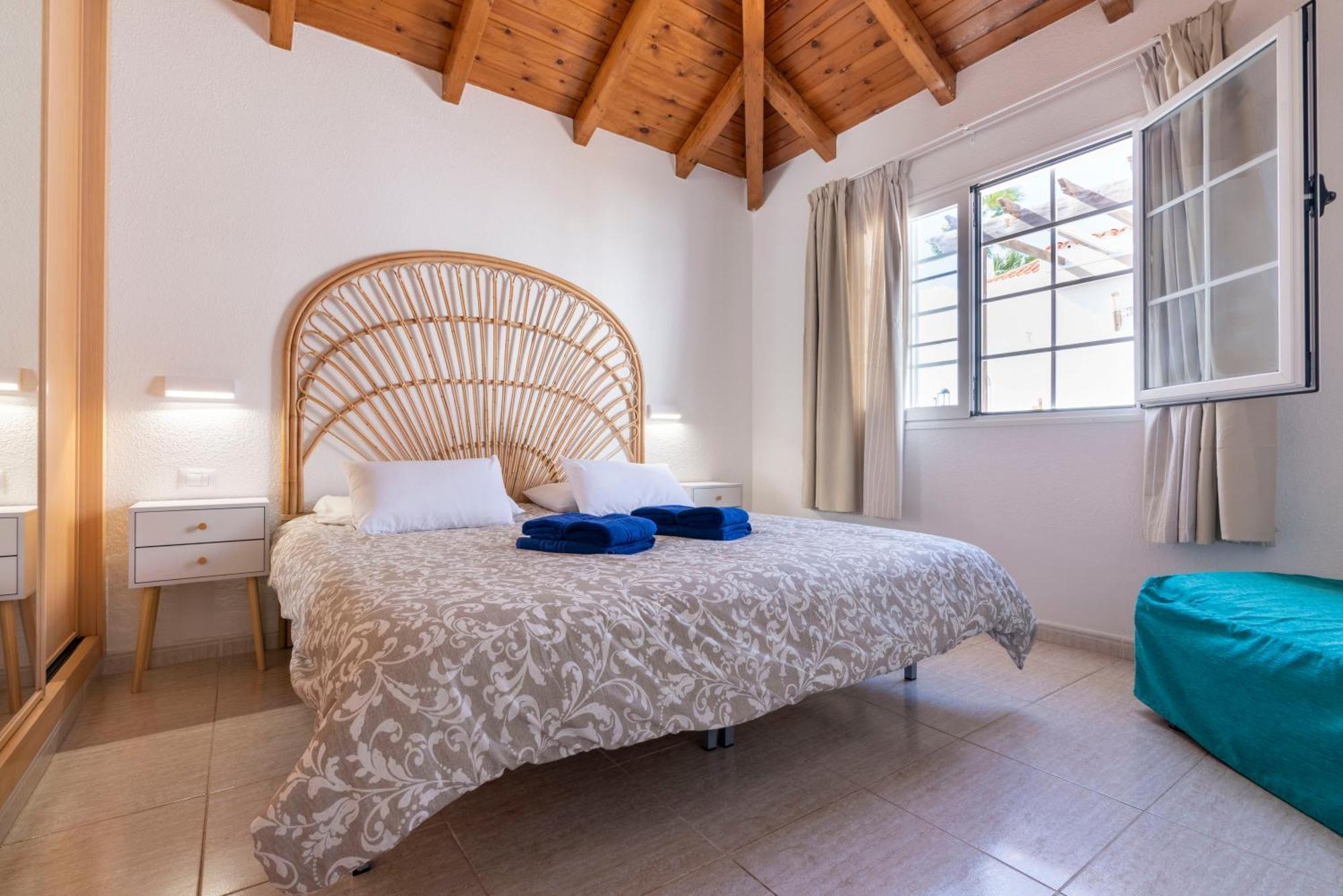 Casa Lina Holidayfv คอร์ราเลโฮ ภายนอก รูปภาพ